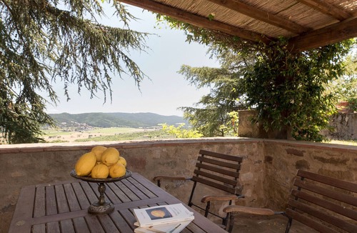 Pergine Valdarno House | loggetta, lovely house with private garden & pool