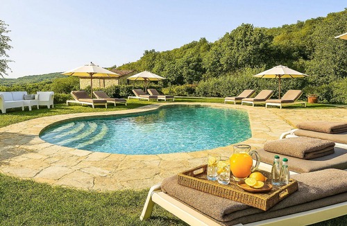 Londa Apartment | Lovely apartment for 2 people with pool, WIFI, A/C, TV and panoramic view