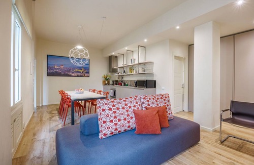 Sant' Ambrogio Apartment | Lovely apartment for 6 guests with WIFI, A/C and TV
