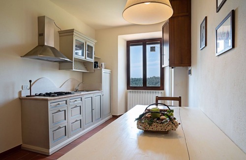 San Gimignano Apartment | Lovely apartment for 10 people with A/C, WIFI, pool and panoramic view, close to San Gimignano