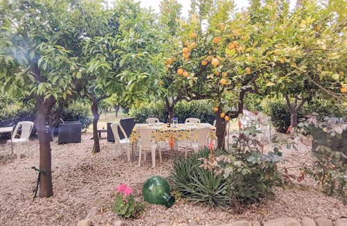Mitogio House | Lovely home in Motta Camastra with WiFi