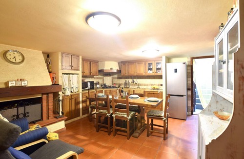 Querceta House | Lovely home in Seravezza with WiFi
