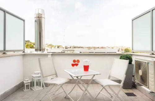 Quartiere XI Portuense Apartment | Lovely terrace near Trastevere Tiber view