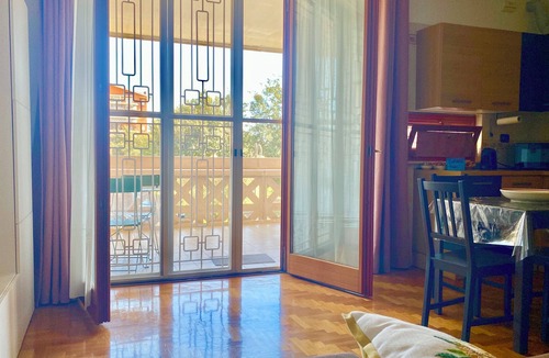 Aurelio Apartment | Luigina Home, near Metro Line An and the Vatican, with a private terrace