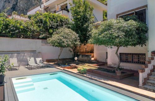 Addaura Villa | LuminHouse Addaura Pool