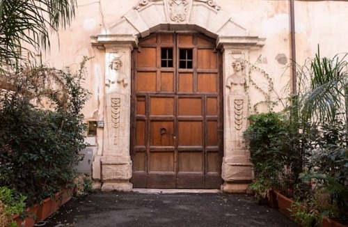 Rione VIII Sant'Eustachio Apartment | Luxury Elegant Cozy Home 5 Mins From Pantheon