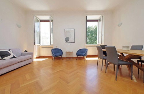 Rione XI Sant'Angelo Apartment | Luxury home in the Ghetto's heart