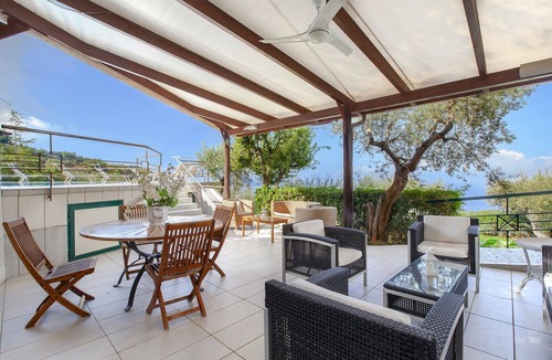 Schiazzano Villa | Luxury villa with marvellous terrace overlooking the sea
