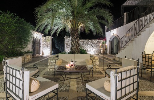 Noto Historic Centre Villa | Luxury Villa with service