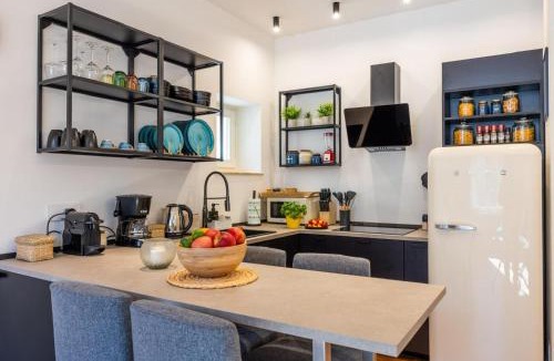 Rione III Colonna Apartment | LVD Lucina Luxury Apartment - center of Rome
