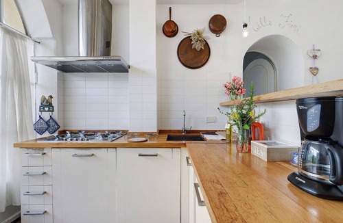 Genzano di Roma Villa | Magical Country House near Rome with Hot Tub