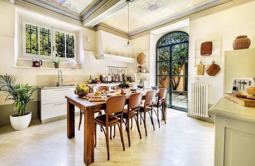 Arcetri Villa | MAGNIFICENT 8BD VILLA W/HEATED POOL,TOP LOCATION!