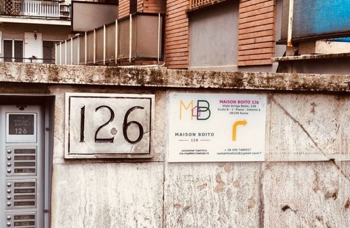 Quartiere XVII Trieste House | Maison Boito 126 - DELUXE TWO-ROOM APARTMENT in Rome's elegant Trieste neighborhood