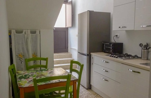 Marzamemi Apartment | Maison Vivian – Beachfront Apartment in the Heart of Marzamemi