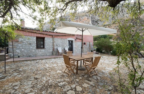 Valderice House | Marotta Chalet, on the slopes of Erice