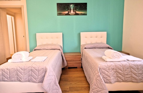 Bollate Apartment | Modern and Elegant: just minutes from Rho Fiera and Milan