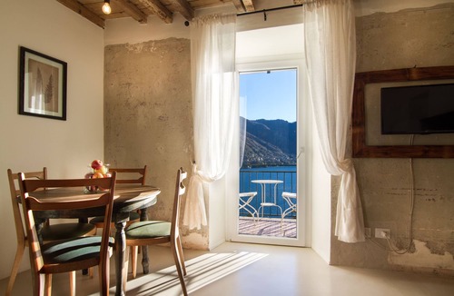 Moltrasio Apartment | MOLTRASIO GEM