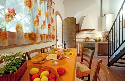Peccioli Apartment | Montelopio 6 - Apartment with pool