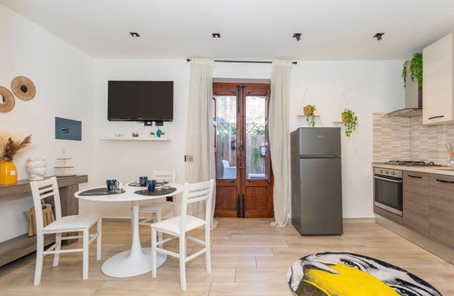 Macchia House | MSuite Etna Sicily – Elegant Apartment with Private Terrace between Etna, Taormina & Sea