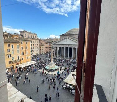 Rione VIII Sant'Eustachio Apartment | My Pantheon