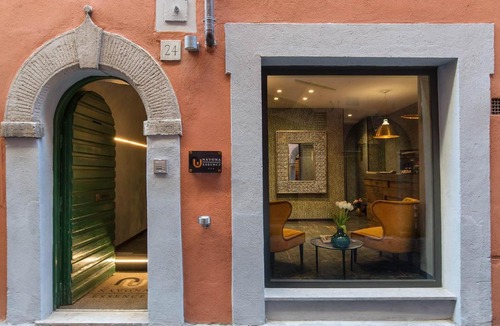 Rione VII Regola Hotel | Navona Essence Hotel