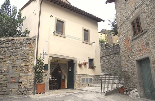 Cortona Apartment | Nice apartment for 2 guests with WIFI and TV