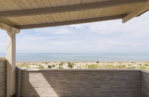 Torvaianica Apartment | Nice apartment for 3 guests with WIFI, A/C, TV and terrace