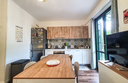 Campofelice di Roccella Apartment | Nice apartment for 2 guests with A/C, private pool, WIFI, TV and terrace