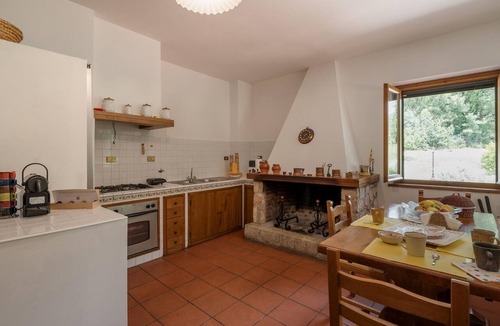 Configni House | Nice home in Configni