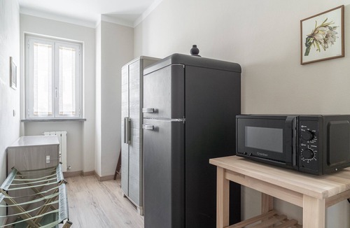 San Donato House | “Non Per Caso” – Elegant Design & Private Parking