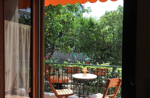 Sant'Agnello House | Orange Dreams