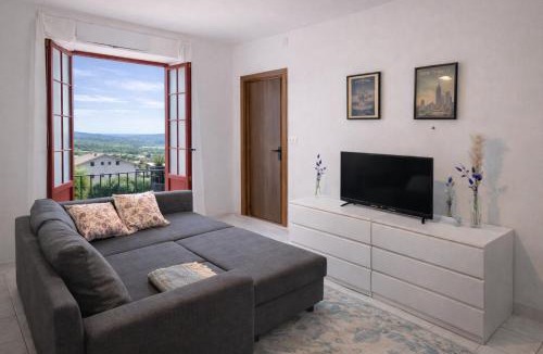 Villa Caldari House | Ortona, casa intera, 7 posti letto, 2 bagni, free parking, mare a 10 minuti