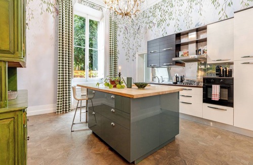 Santa Maria Novella Apartment | Palazzo Angelico: Luxury Apartment on the Lungarno