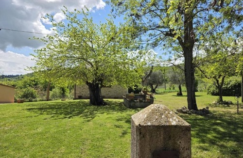 Sarteano Villa | Panoramic country Villa 6/8 people in Tuscany, bbq wood-fired oven, heating, A/C