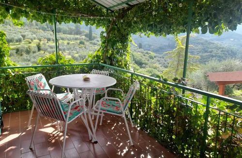 Pelago Apartment | Peroni farmhouse - apartment on family farm