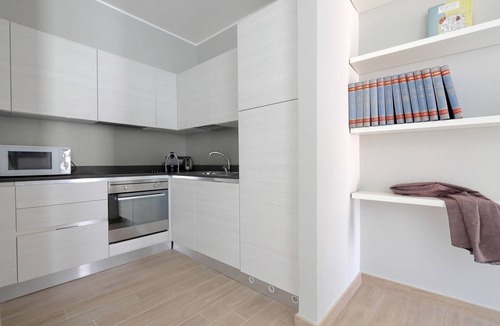 Rione IV Campo Marzio Apartment | Piazzetta Margutta - B3