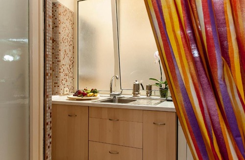 Quartiere XIII Aurelio House | Please Rome - Guest House