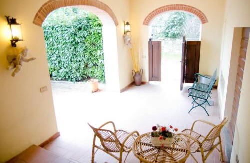 Carmignano Villa | Podere Belvedere - Villa with private swimming-pool by Charming Italy Tour