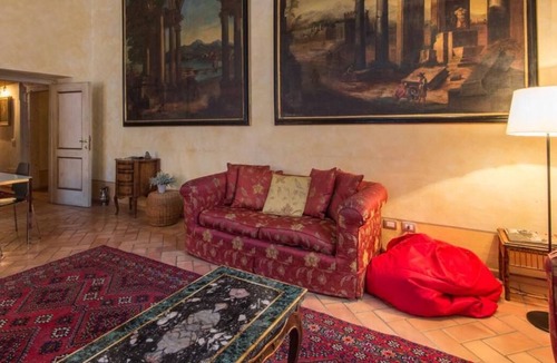 Rione XI Sant'Angelo Apartment | Pompeo Apartment
