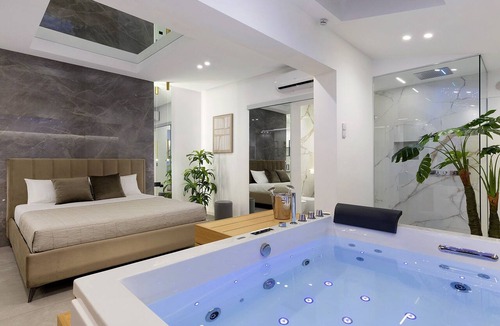 Partinico Apartment | Premium Suite with Hot Tub, Wi-Fi, and Air Conditioning