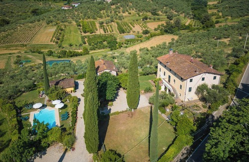 San Michele di Moriano Apartment | Private terrace ground floor apartment near Lucca