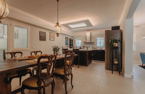 Pedeguarda di Follina Villa | Private Villa with Sauna, Hot Tub & Riverside Park – Near Venice – For families