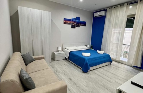 Fuorigrotta House | Punto House