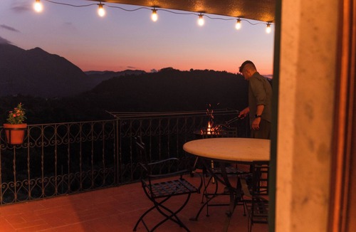 Casola in Lunigiana House | Ready to experience Italy in close proximity, sea, lakes and rivers?