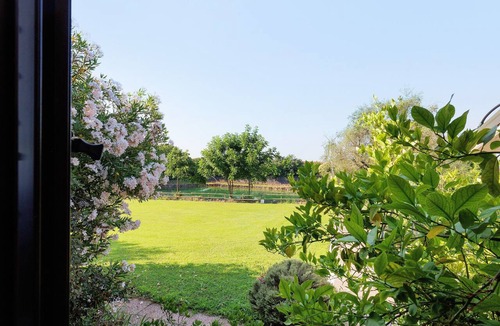 Sommacampagna Apartment | Retreat with Pond between Lake Garda and Verona