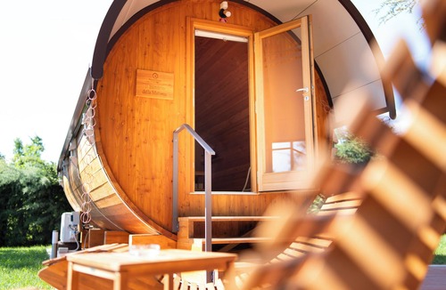 Vazia Hotel | Rifugio diVino Dormire in una botte - Wine Barrel stay near Rome