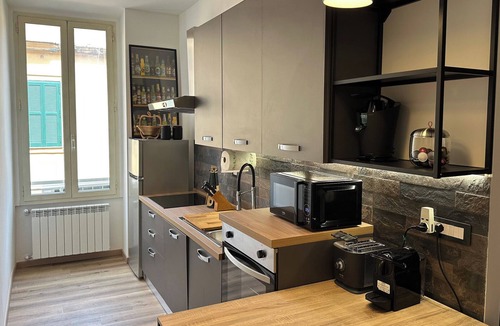 Quartiere XVII Trieste Apartment | RM 191 - Guest House a home away from home