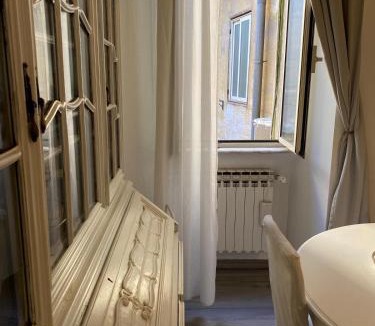 Navona Apartment | ROMA - Loft Campo de' Fiori - Appartamento Campo de' Fiori - LE CUGINE