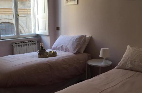 Navona Apartment | ROMA - Loft Campo de' Fiori - Appartamento Campo de' Fiori - LE CUGINE