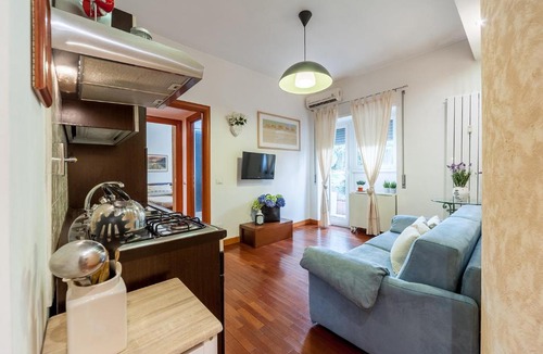 Quartiere XIII Aurelio Apartment | Roman Holidays - Flat close to St Peter